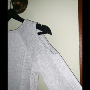 Cold shoulder/off the shoulder gray tee